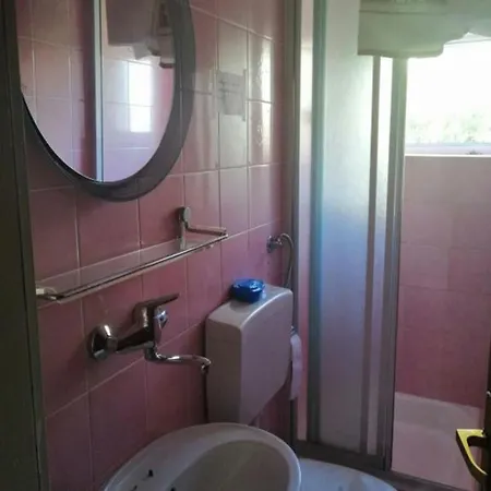 Apartment Irena - 100 M From Sea