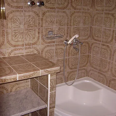 Apartment Irena - 100 M From Sea